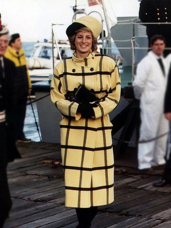 lady diana yellow dress Taylor Swift Touts Rare $9,500 Version of Princess Diana's Go-To Handbag