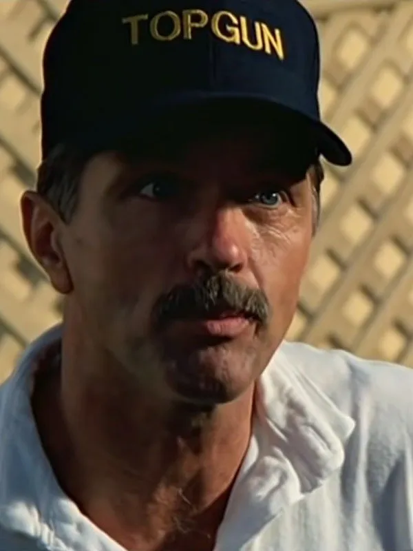Tom Skerritt Top Gun 1986 Viper Black Cap Jacket Hub