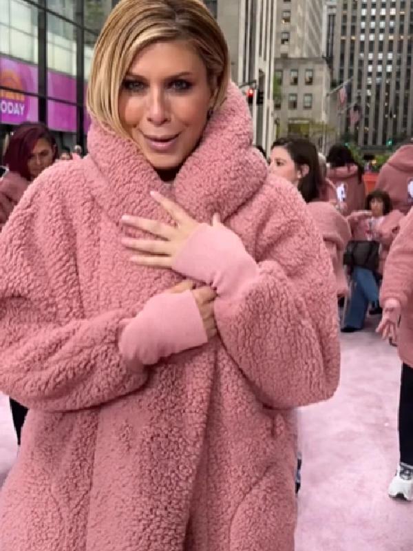 Jill Martin NBA Rose Breast Cancer Awareness Lounger - Jacket Hub