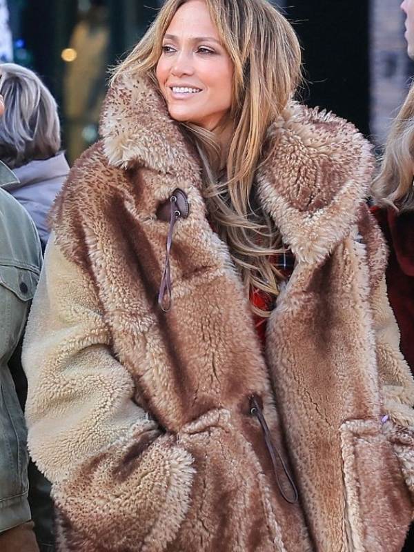 Jennifer Lopez Aspen Fur Coat - Jacket Hub