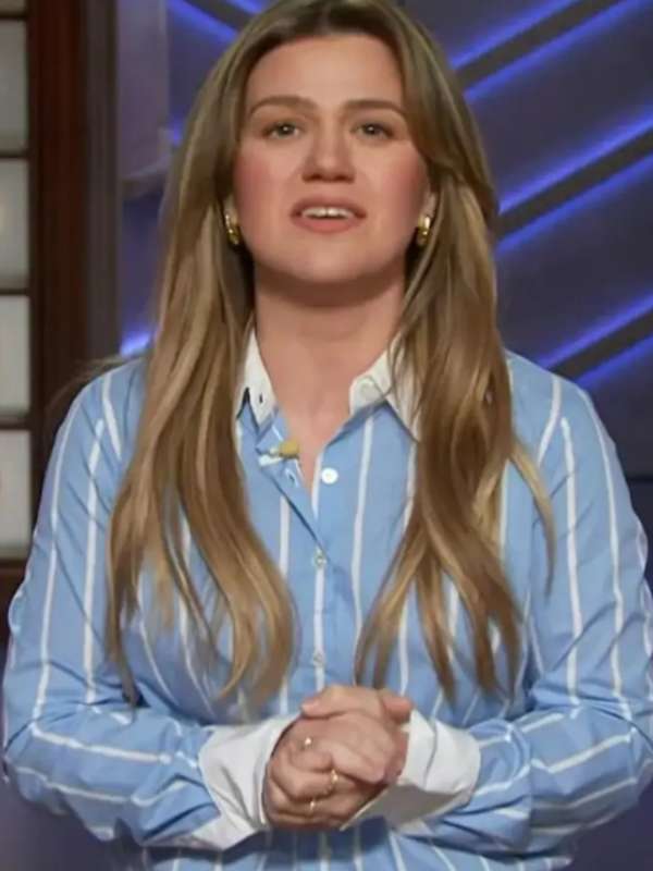 The Kelly Clarkson Show S06 Kelly Clarkson Blue Striped Shirt
