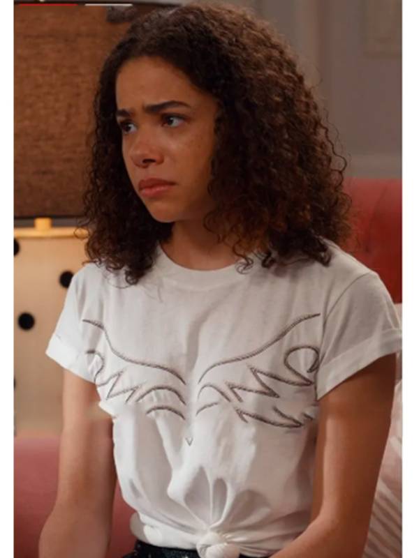 Ginny & Georgia S03 Antonia Gentry White Wings Print T-Shirt